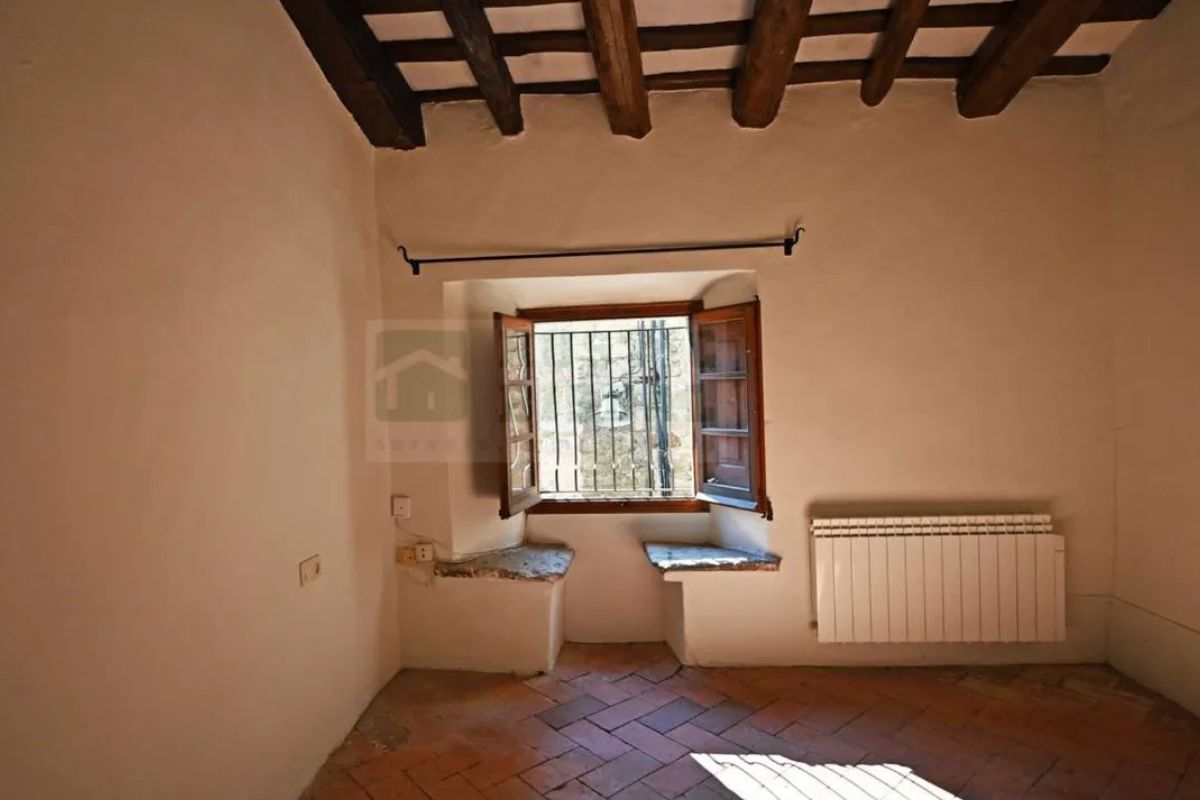 Casa de pedra restaurada a l'interior del Baix Empordà